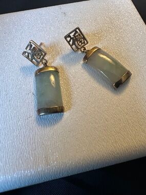 Vintage Jade Drop Earrings 925 Sterling Silver Chinese Character Dangle Cylinder